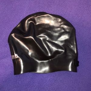 arena swimming cap with headband